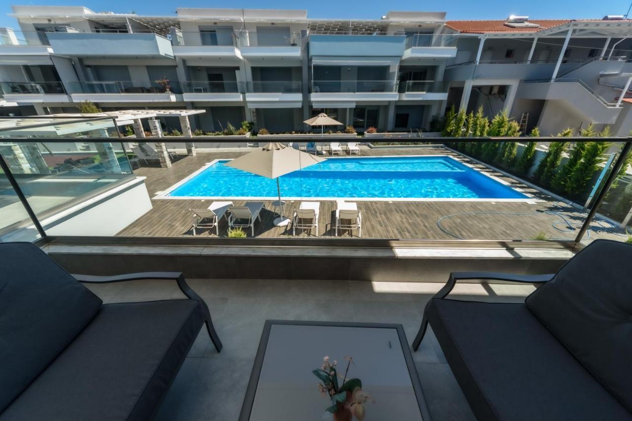 Itaka Familiy Apartments - Halkidiki Suites Com ニキティ エクステリア 写真
