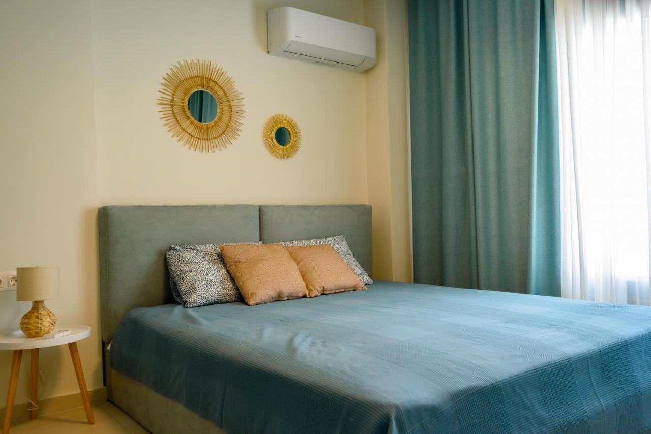 Itaka Familiy Apartments - Halkidiki Suites Com ニキティ エクステリア 写真